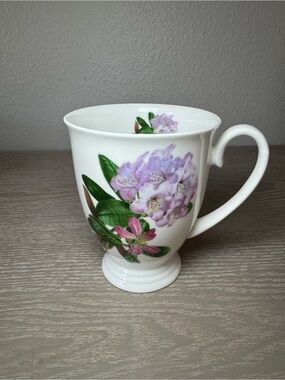 Royal Patrician Fine Bone China England Floral Teacup Mug Purple